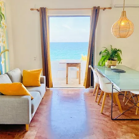 The Beachhouse Vagia (Aegina)